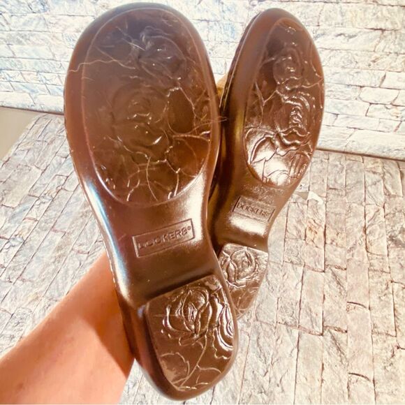 Dockers Beige Leather Sandals Slip On Style Womens Size 7 Low Heel Cushioned - Picture 7 of 10